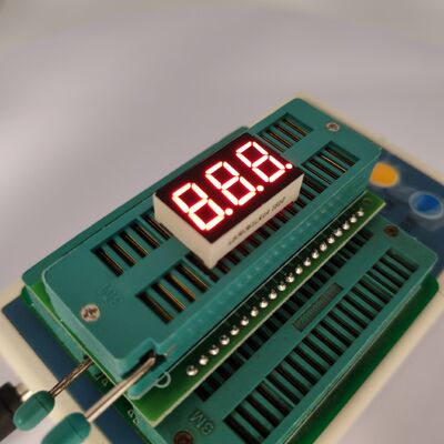 좋은 가격 온도/습도 표시용 빨간색 0.36인치 3자리 7 세그먼트 LED 디스플레이 온라인으로